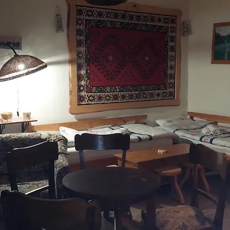 Golemi Kamik 农家乐