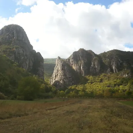 Golemi Kamik Farm stay